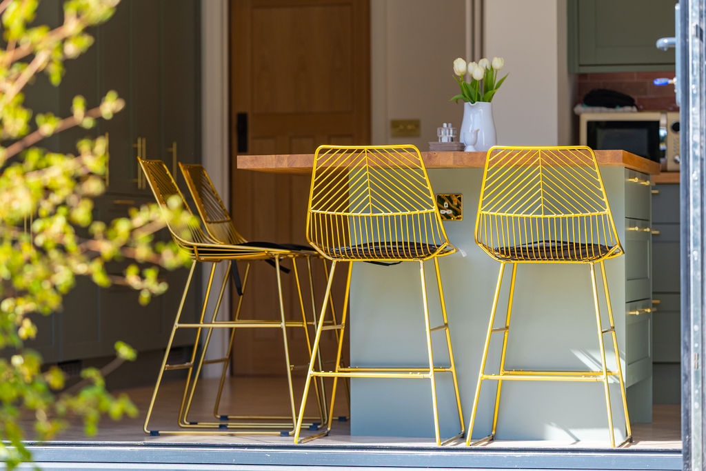 Wraparound extension in Croydon, London.