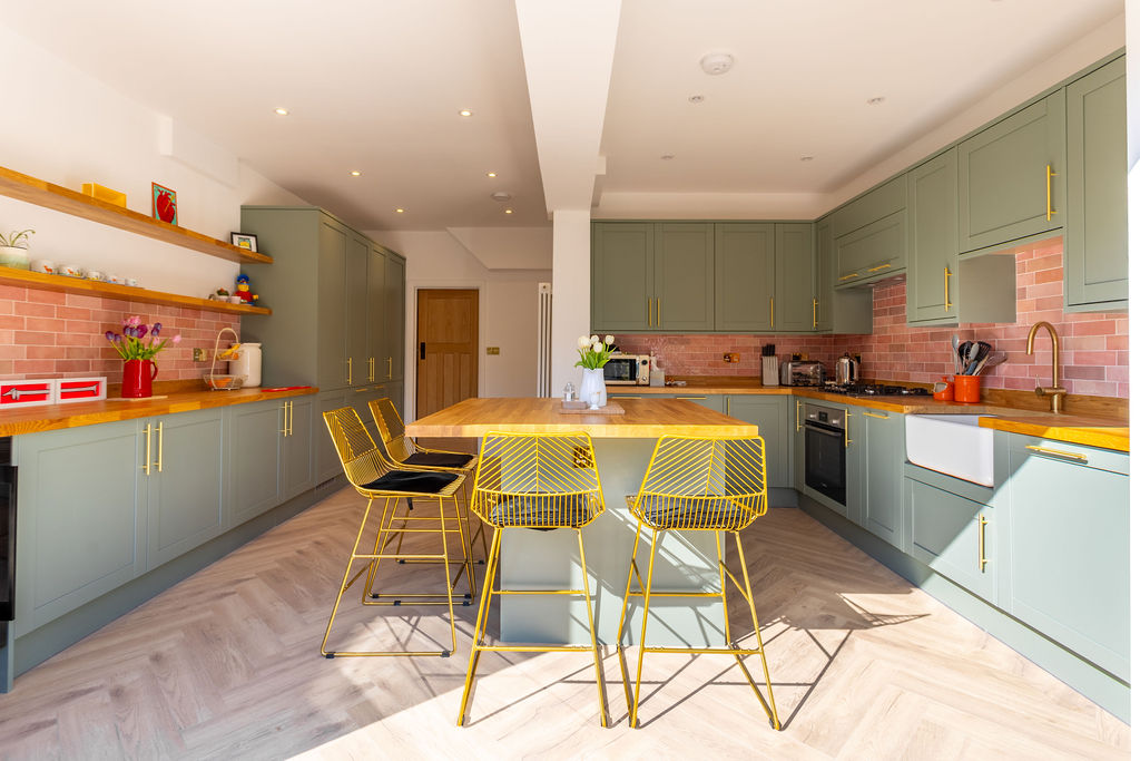 Wraparound extension in Croydon, London. A completed Plan Hub project.