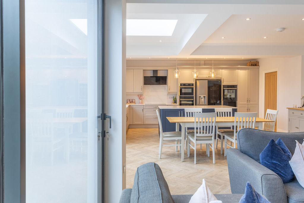 Refurbishment and extension in Ewell, Surrey, completed image 7.