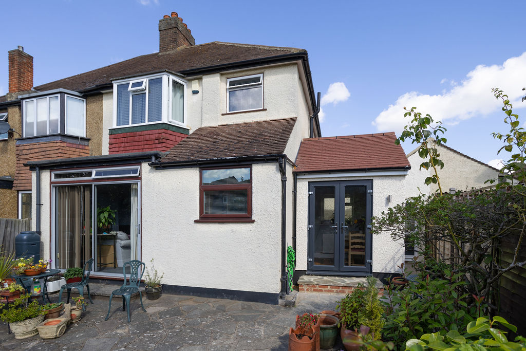 Garage conversion in Kingston upon Thames, London, completed image 9.